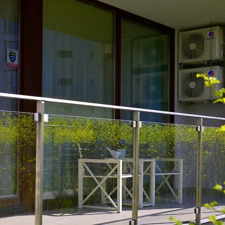 Jessapart - Ochota Apartment *